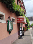 Restaurant Saint Hubert outside