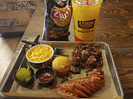 Dickey's Barbecue Pit food