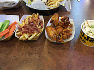 Buffalo Wild Wings Farmington food