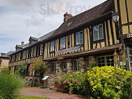 Auberge de l'Abbaye outside