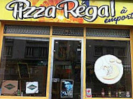 Pizza Regal inside