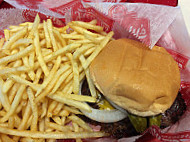 Freddy's Frozen Custard Steakburgers food