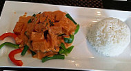 Thai Kitchen By Saowanee food