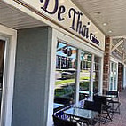 De Thai Cuisine inside