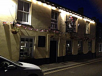 The Thirsty Scholar outside