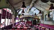 Resto Des Halles inside