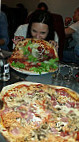 Vivaldi Pizzeria Italien 91 food