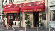 Pizza Roma inside