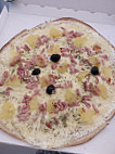 Allô Pizza food