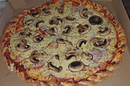 Incis Pizza food