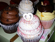 Gigi's Cupcakes food