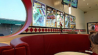 Shawarma Station inside