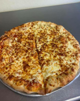 Mark's Pizzeria food