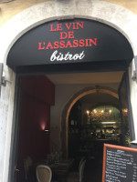 Le Vin De L'assassin Bistrot food