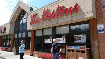 Tim Hortons outside