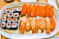 Sushi Cafe food