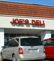 Joe's Deli outside