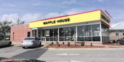 Waffle House outside