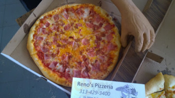 Reno's Pizzeria food