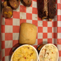 Dickey's Barbecue Pit food