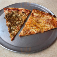 Rays New York Pizza food