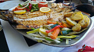 A Marisqueira food