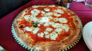 Queen Margherita Trattoria food