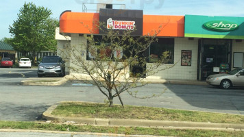 Dunkin' outside