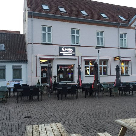 Hana Sushi Udenfor