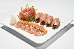 Asato Sushi & Asian Food food