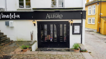 Allegro outside