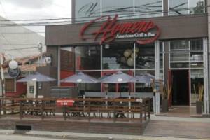 Homero American Grill outside