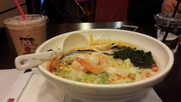 Ajisen Ramen food