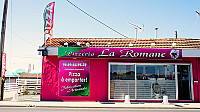 Pizzeria la Romane outside