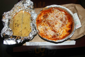 Luigi's Pizza & Pasta food