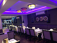 Agra Tandoori Coningsby inside