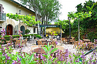 La Casona Sidreria inside