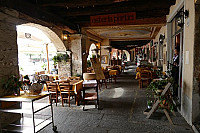 Portici inside