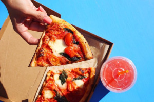 Blaze Pizza food