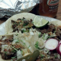 El Gallo Giro Taco Truck food