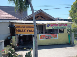 Soto Lamongan Mbak Yuli outside