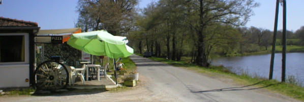 Auberge Les Hérons food