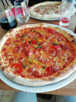 Pizza Napoli food