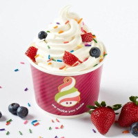 Menchie's Frozen Yogurt food