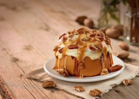 Cinnabon food