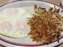 Huddle House food