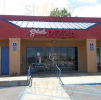 Michael's Pizza outside