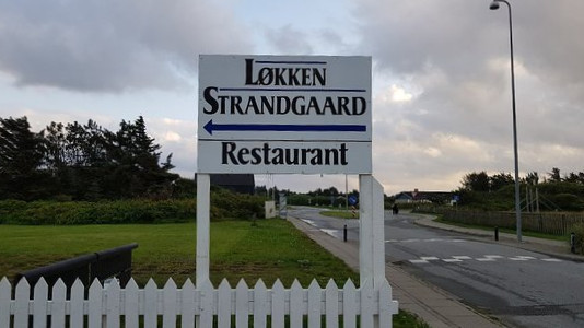 Lokken Strandgaard Udenfor