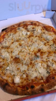 Pizza Delambre food