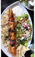 Shak's Mediterranean Bistro food